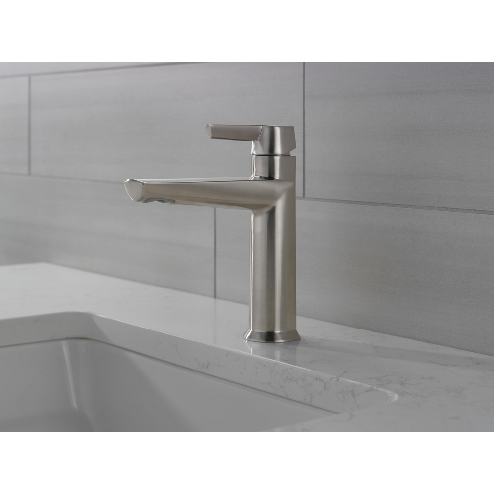 Single Handle Bathroom Faucet Ss Pr Mpu Dst Delta Faucet