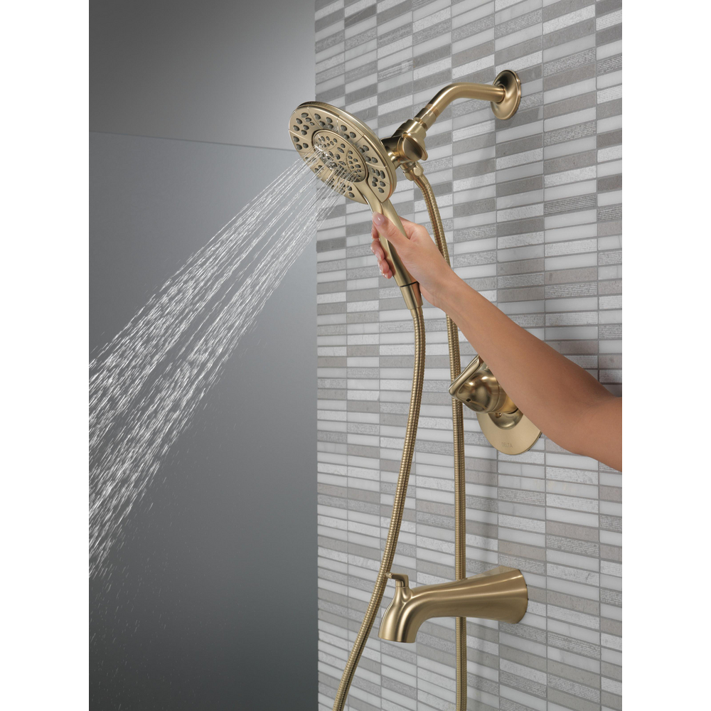 144840-CZ-I_MODEL_WATER_02_WEB.jpg