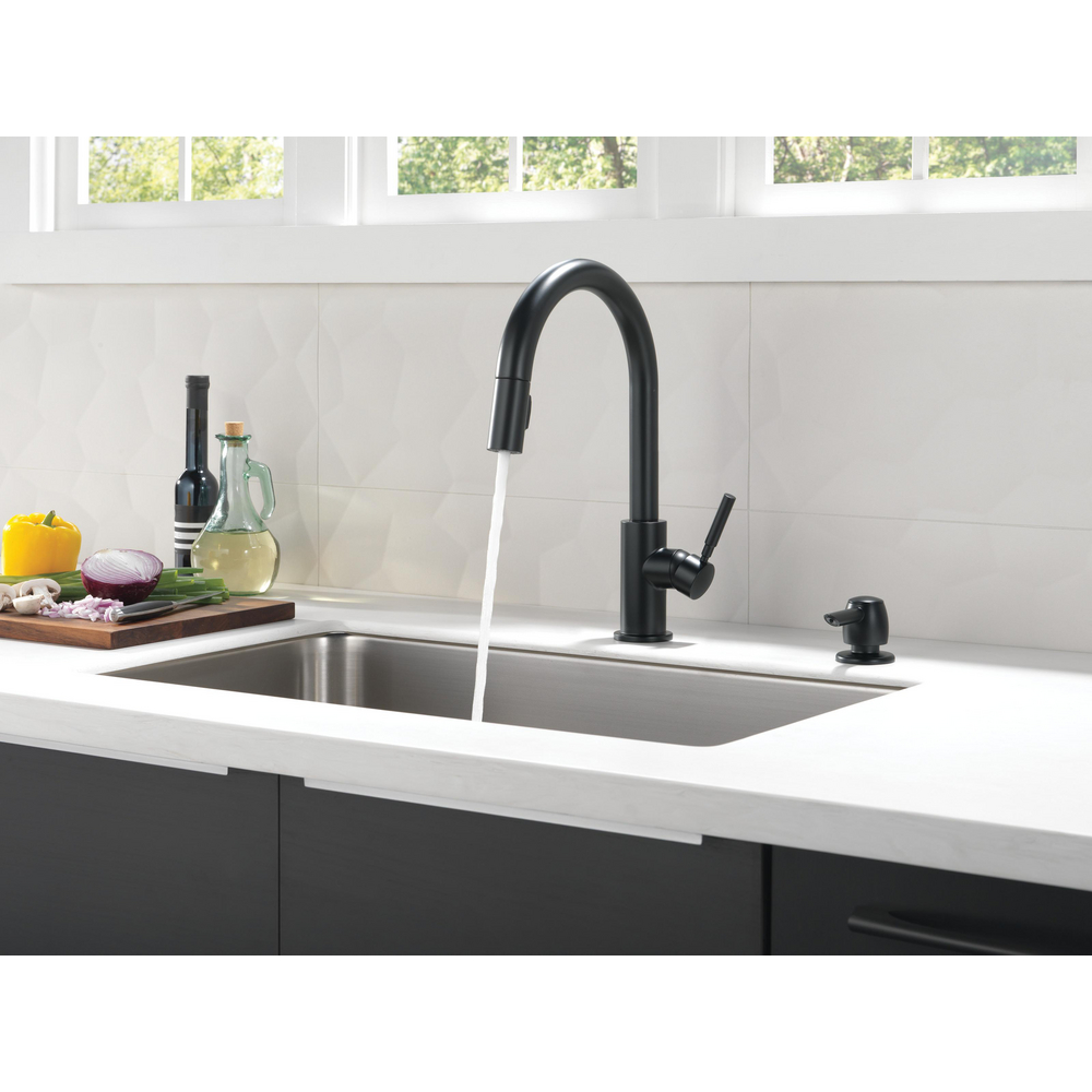 Single Handle Pull Down Kitchen Faucet with Soap Dispenser 19933