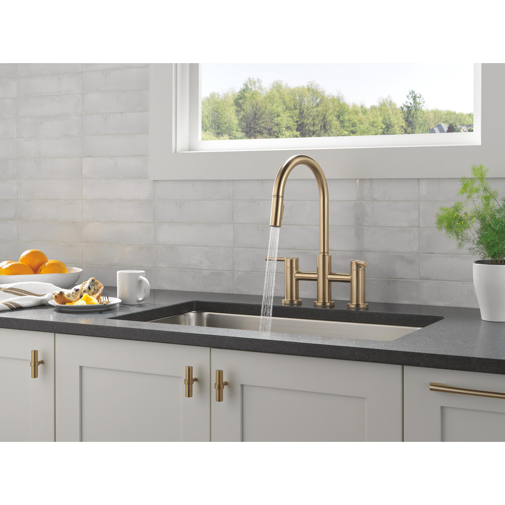 39876LF-CZ_WATER_02_WEB.jpg