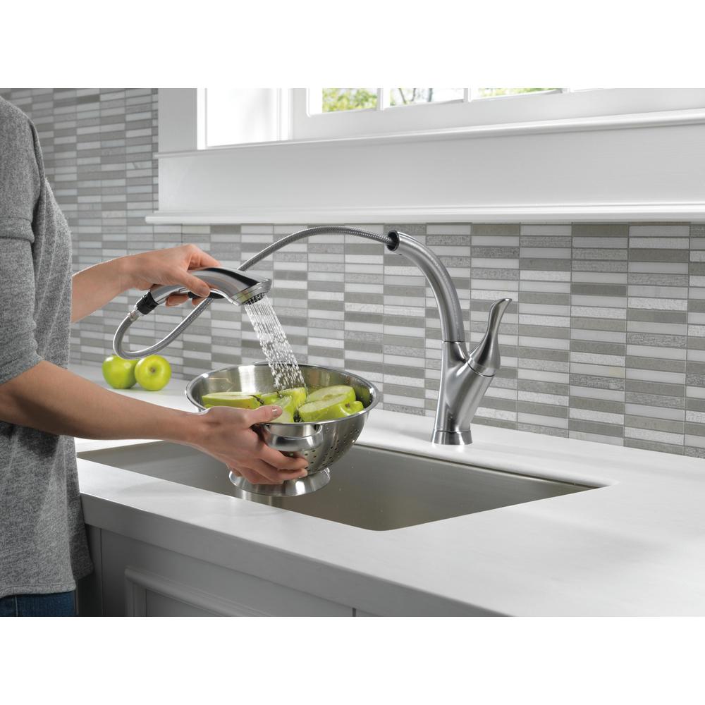 4153-AR-DST_MODEL_WATER_01_WEB.jpg