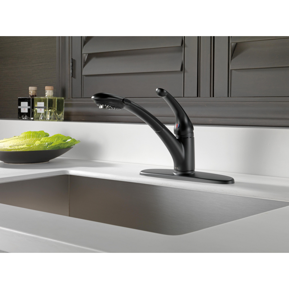 からのお Delta 470 Dst Signature Single Handle Pull Out Kitchen Faucet， Chrome By Delta Faucet 並行輸入 5269