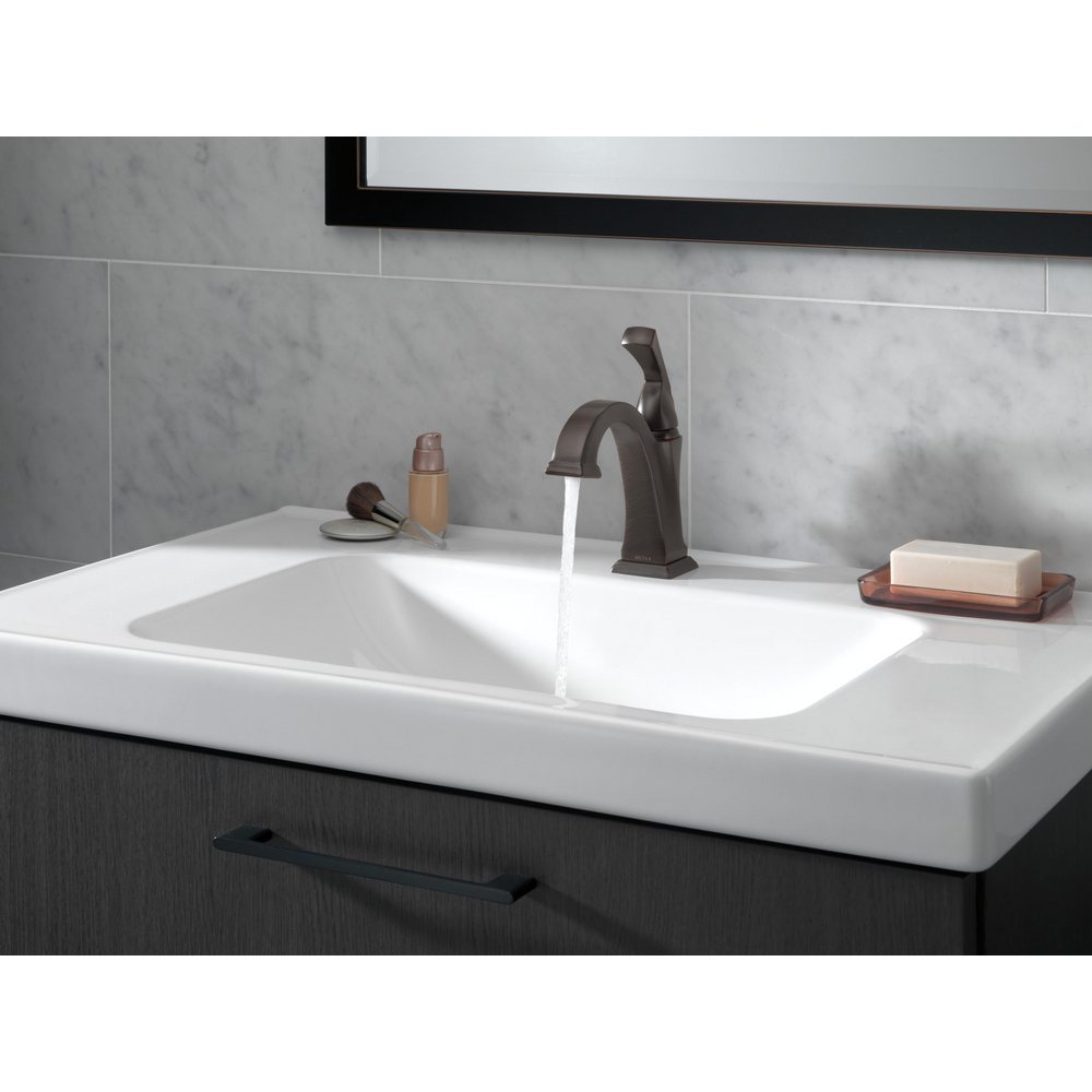 Single Handle Bathroom Faucet 551 Ss Dst Delta Faucet