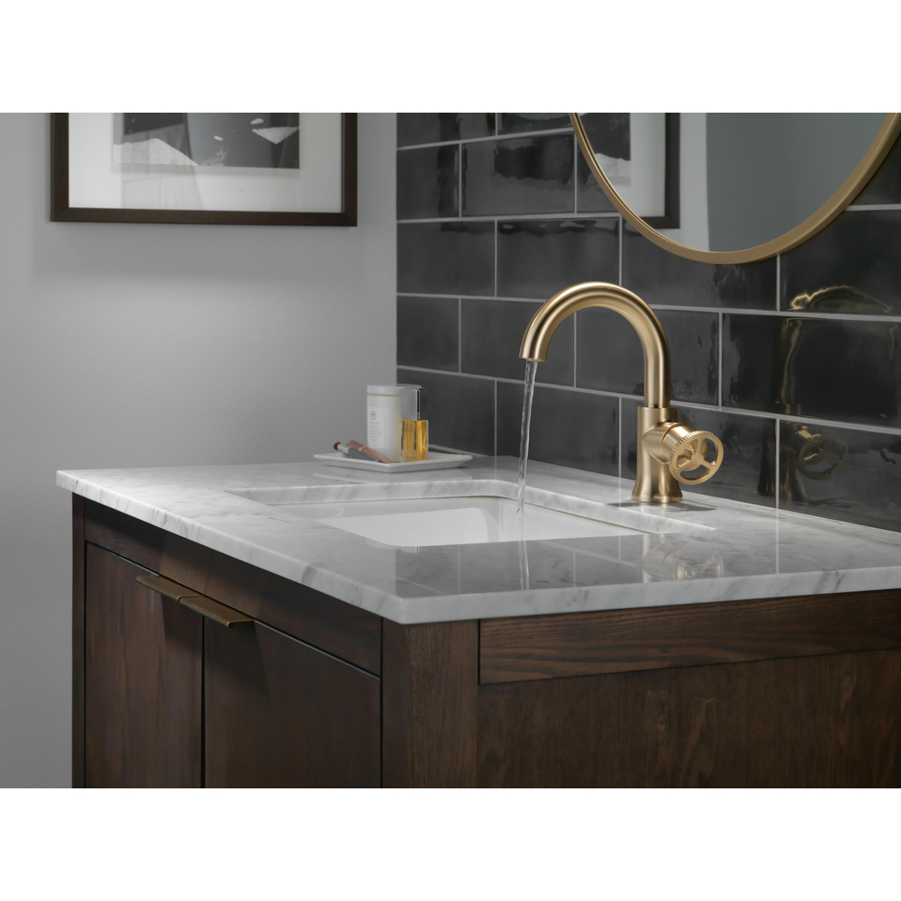 Single Handle Bathroom Faucet 558HAR-CZ-DST | Delta Faucet