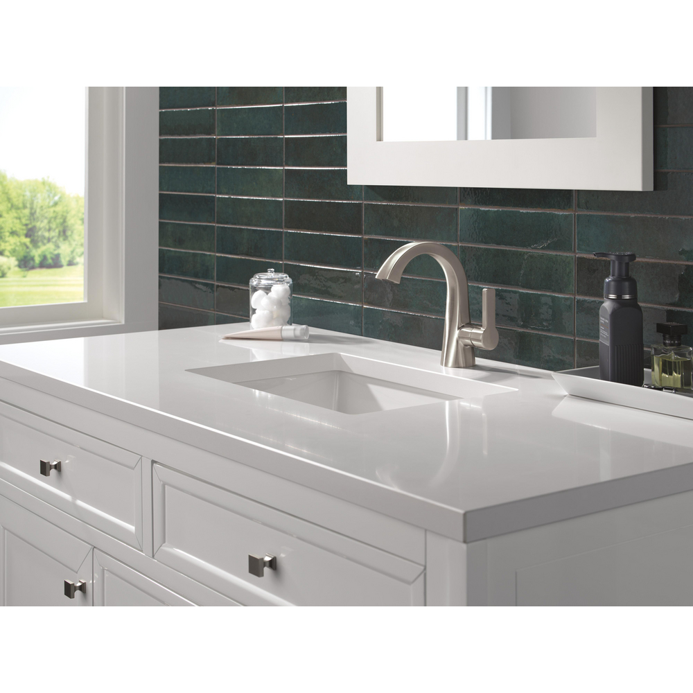Single Handle Bathroom Faucet 562SH-SSMPU-DST | Delta Faucet