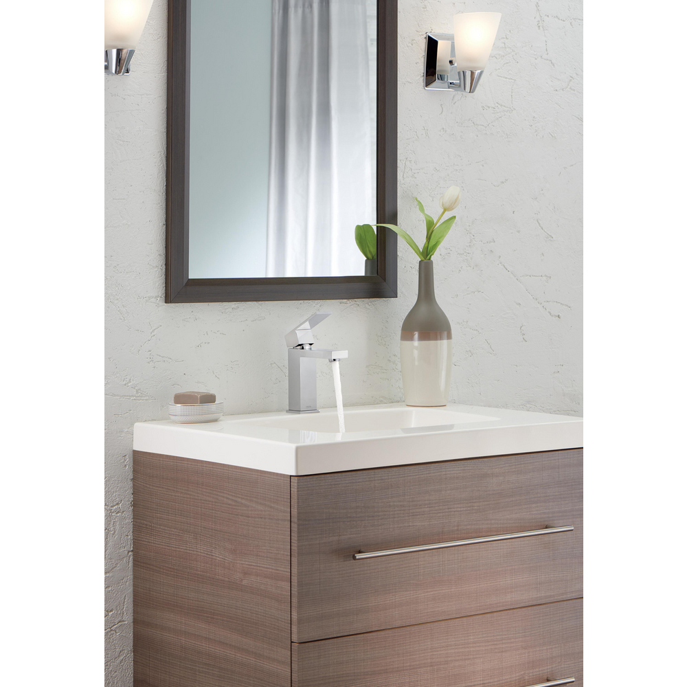 567LF-PP_MID_ROOM_WATER_WEB.jpg