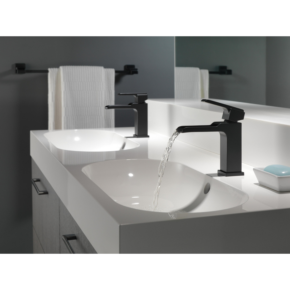 Single Handle Lavatory Faucet with Channel Spout 568LF-BLMPU