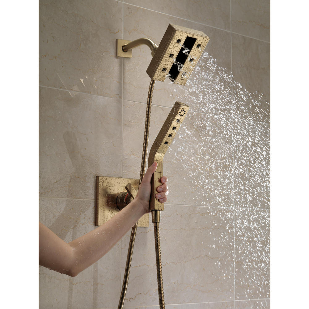 58470-CZ_RP6023CZ_RP51034CZ_T17053-CZ_MODEL_WATER_03_WEB.jpg