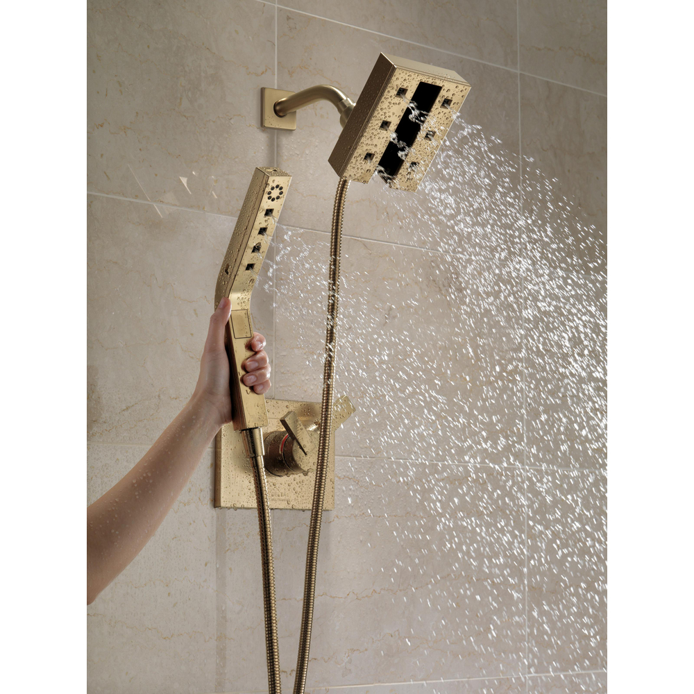 58470-CZ_RP6023CZ_RP51034CZ_T17053-CZ_MODEL_WATER_04_WEB.jpg