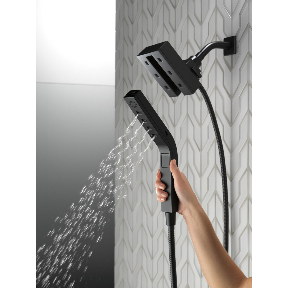 58473-BL_MODEL_WATER_05_WEB.jpg