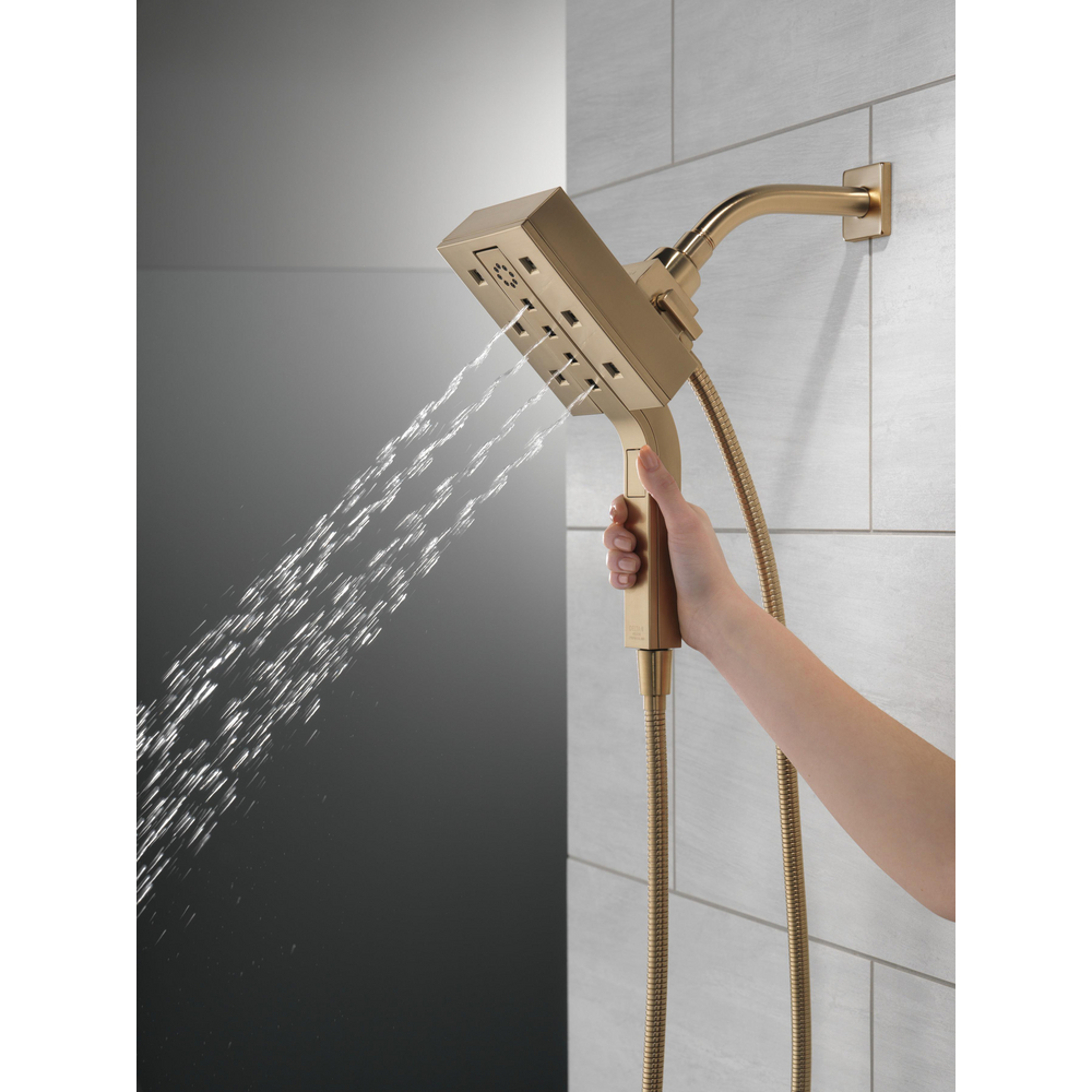 58473-CZ-PR_MODEL_WATER_01_WEB.jpg