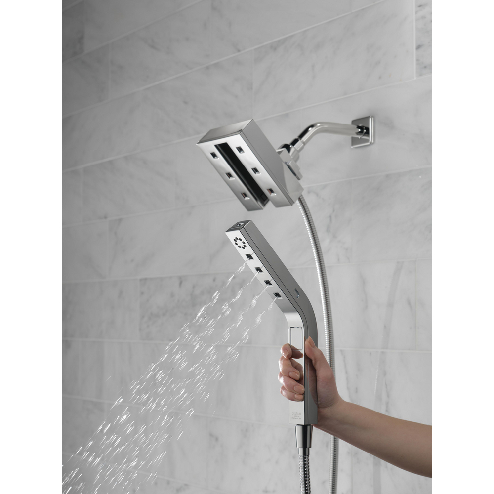 58473-PR_MODEL_WATER_03_WEB.jpg
