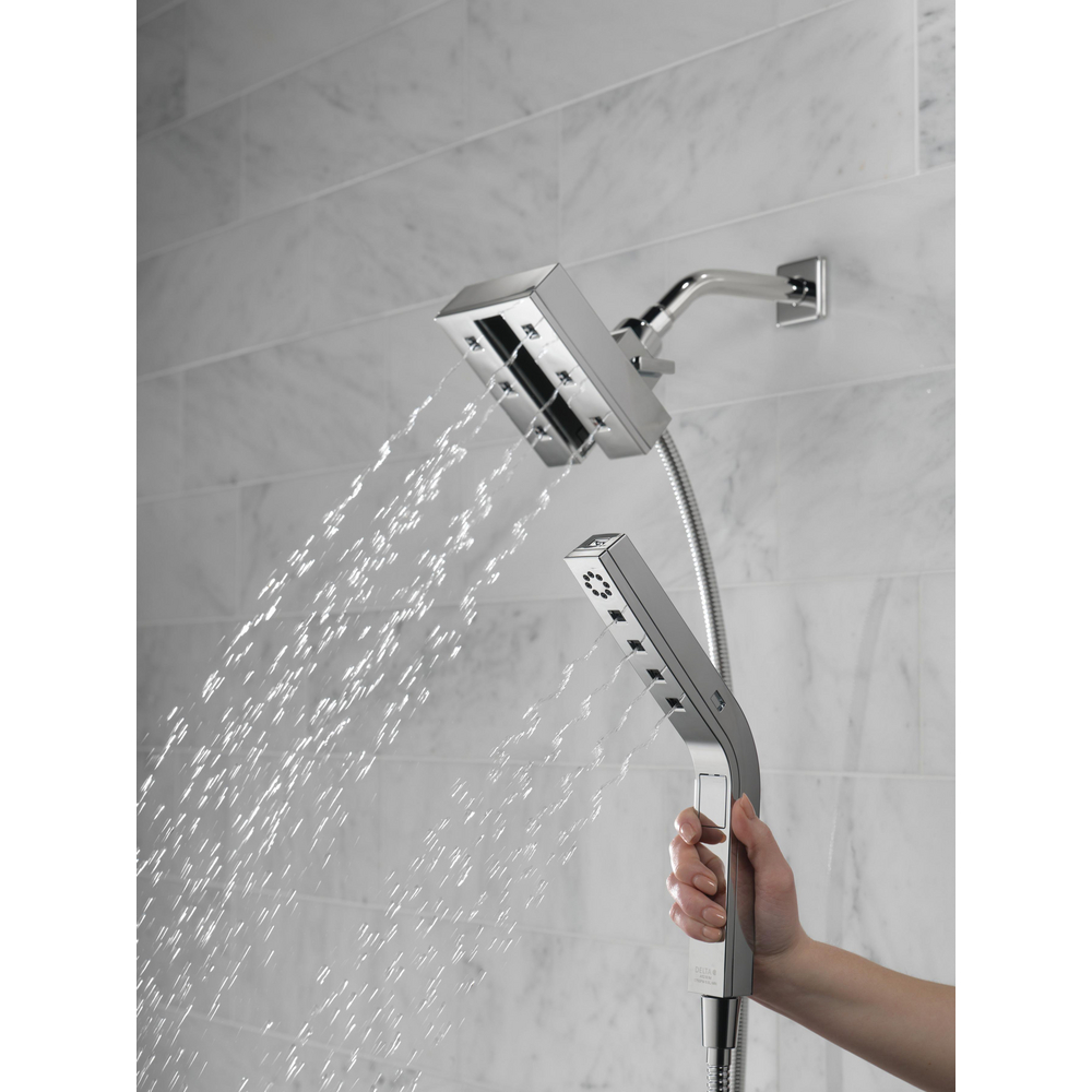 58473-PR_MODEL_WATER_04_WEB.jpg