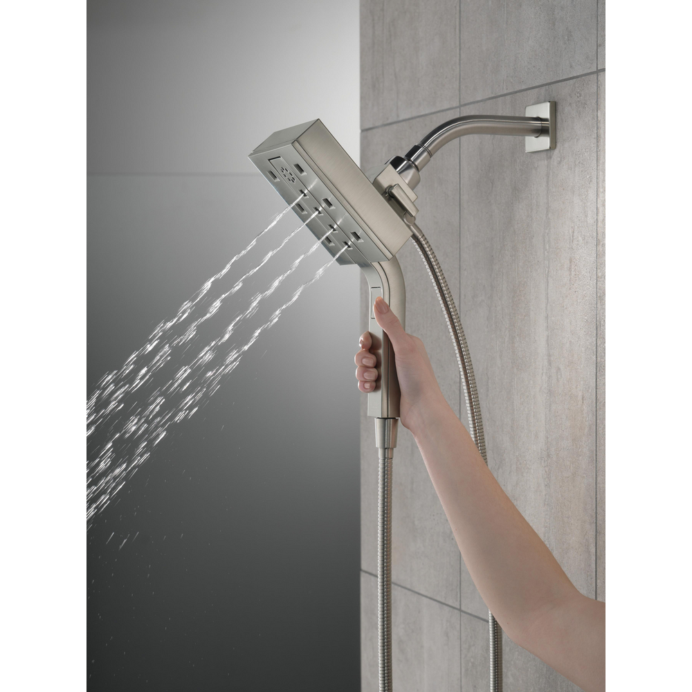 58473-SS_MODEL_WATER_01_WEB.jpg