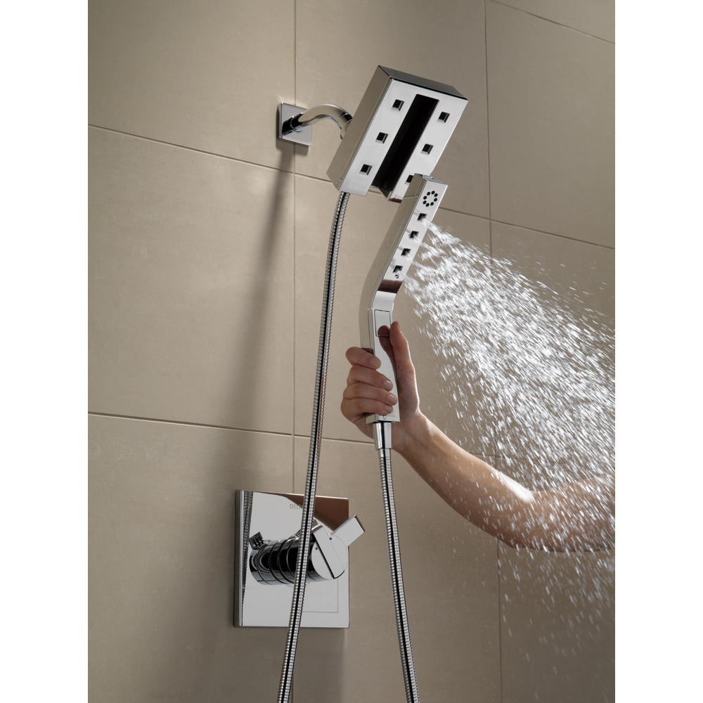 58473_RP6023_RP46872_T17067_MODEL_WATER_02_WEB.jpg