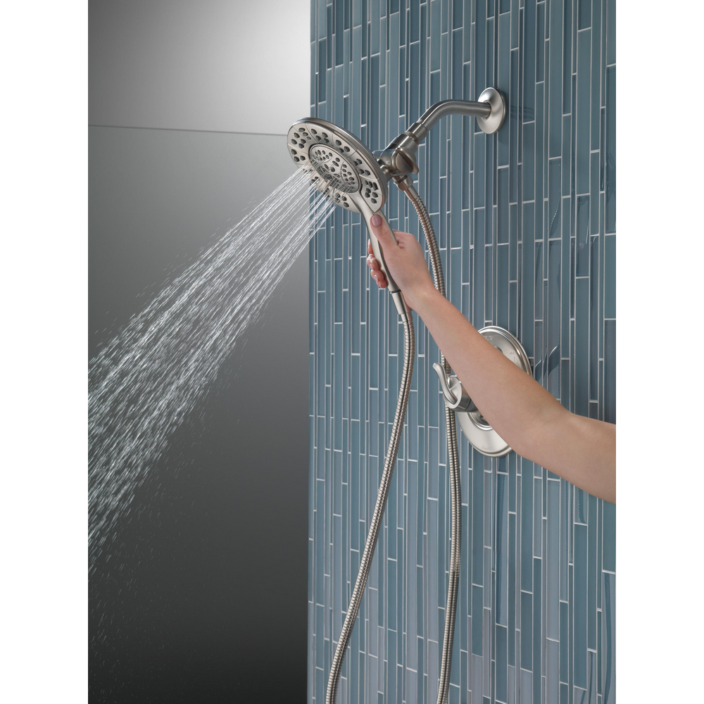 58499-SS_MODEL_WATER_02_WEB.jpg