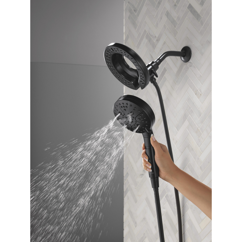 58651-BL25_MODEL_WATER_05_WEB.jpg