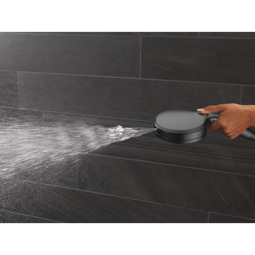 58651-BL25_MODEL_WATER_10_WEB.jpg