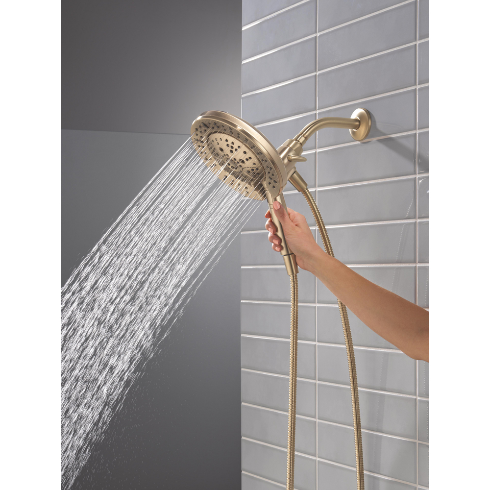 58651-CZ-PR25_MODEL_WATER_01_WEB.jpg