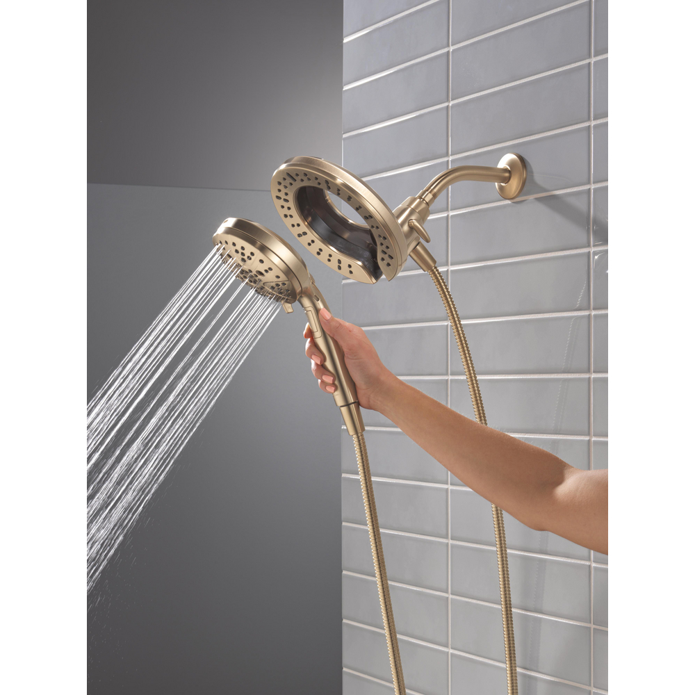 58651-CZ-PR25_MODEL_WATER_03_WEB.jpg