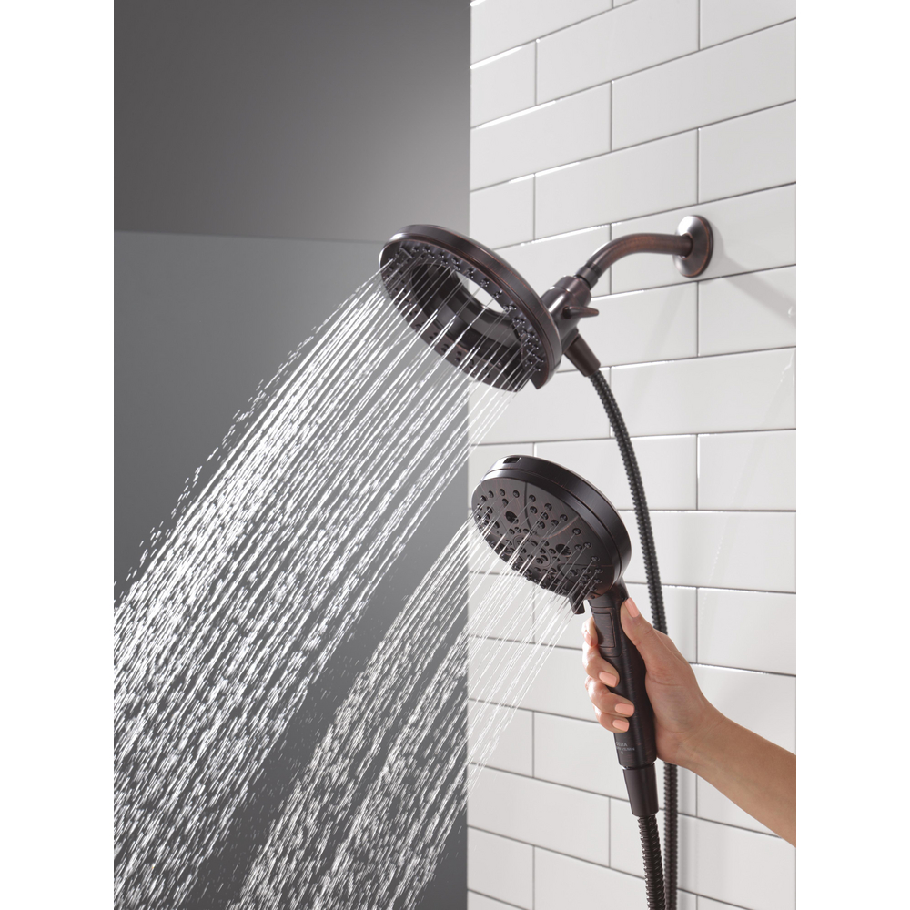 58651-RB25_MODEL_WATER_05_WEB.jpg