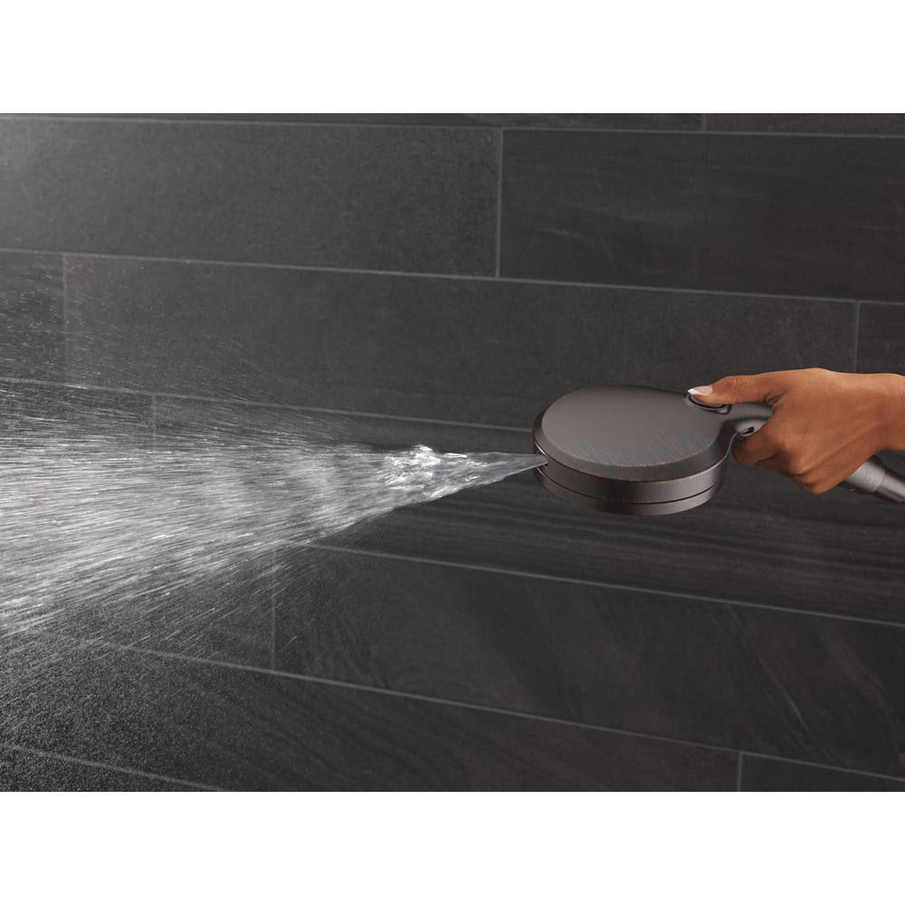 58651-RB25_MODEL_WATER_10_WEB.jpg