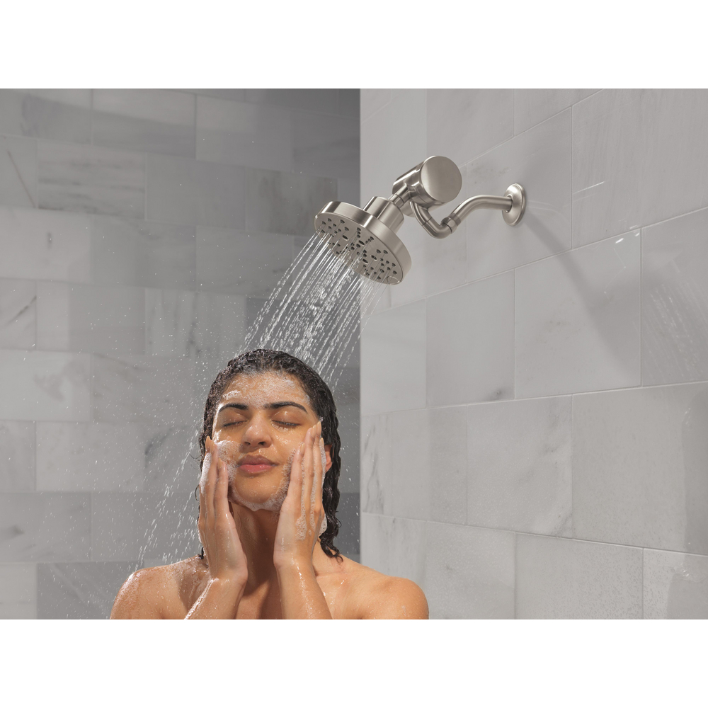 5SF100-SS_52668-SS-PR_MODEL_WATER_02_WEB.jpg