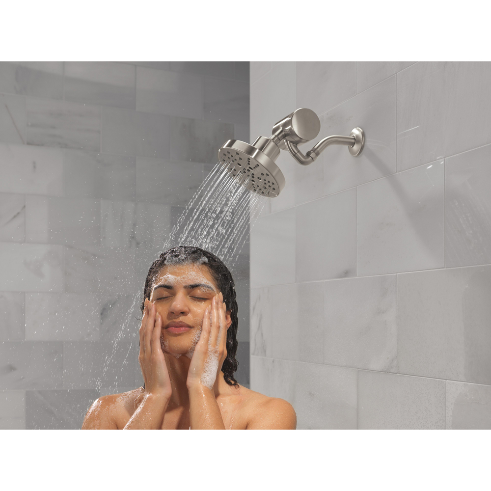 5SF100-SS_52668-SS-PR_MODEL_WATER_03_WEB.jpg