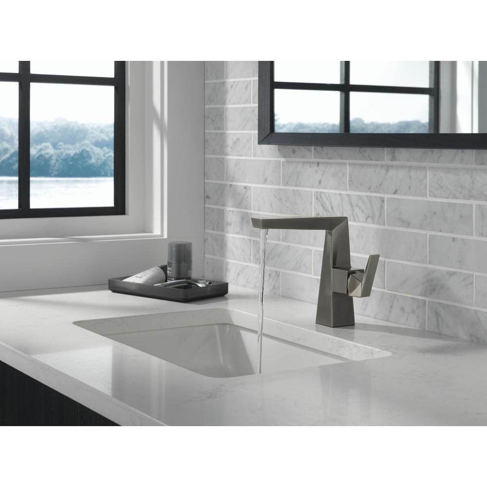 643-KS-PR-DST_WATER_WEB.jpg