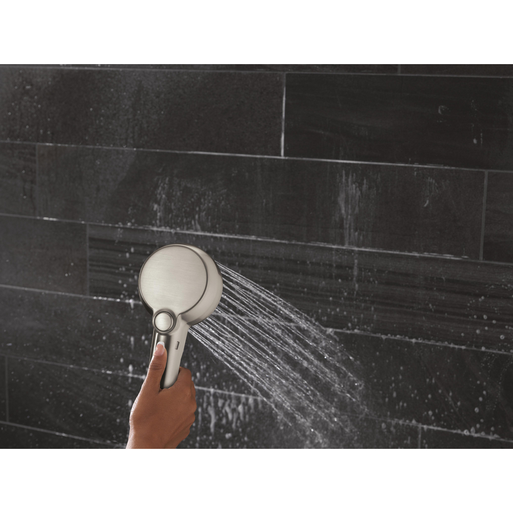 75548SN_MODEL_WATER_02_WEB.jpg