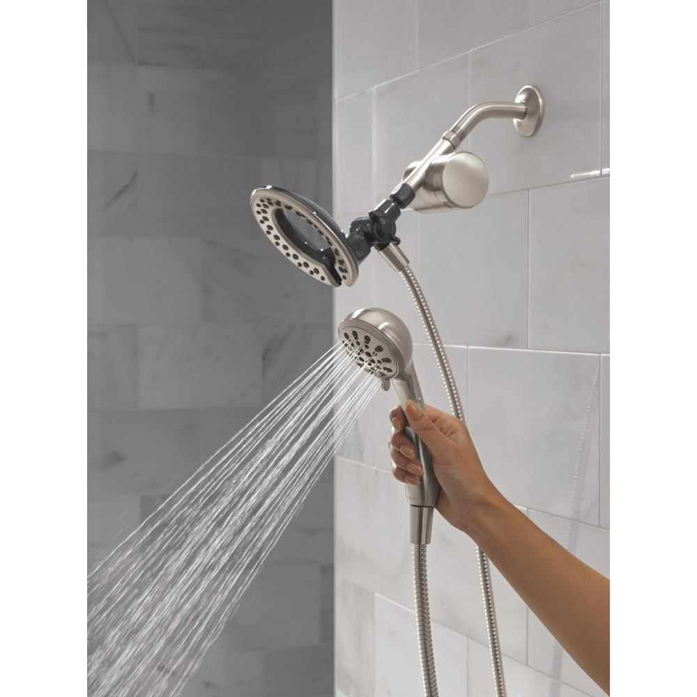 7SF110BSN_MODEL_WATER_04_WEB.jpg