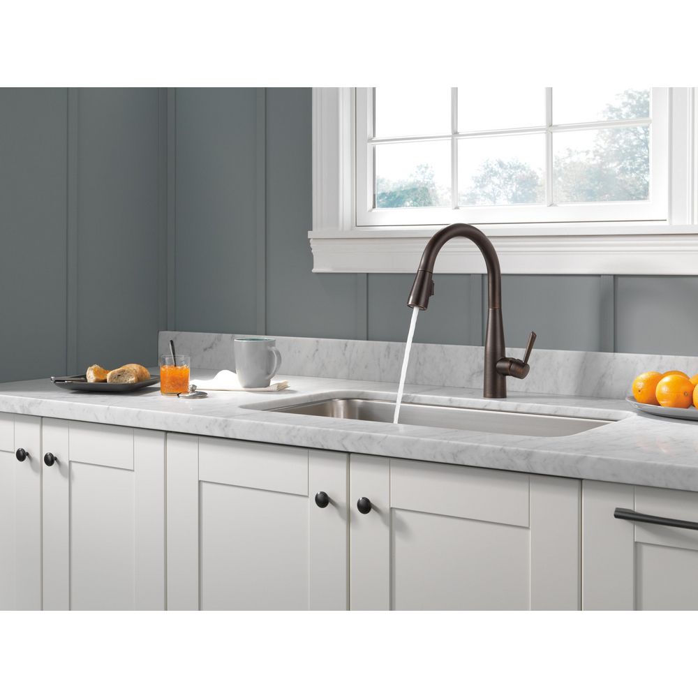 Delta 9113-RB-DST - shops Kitchen Faucet