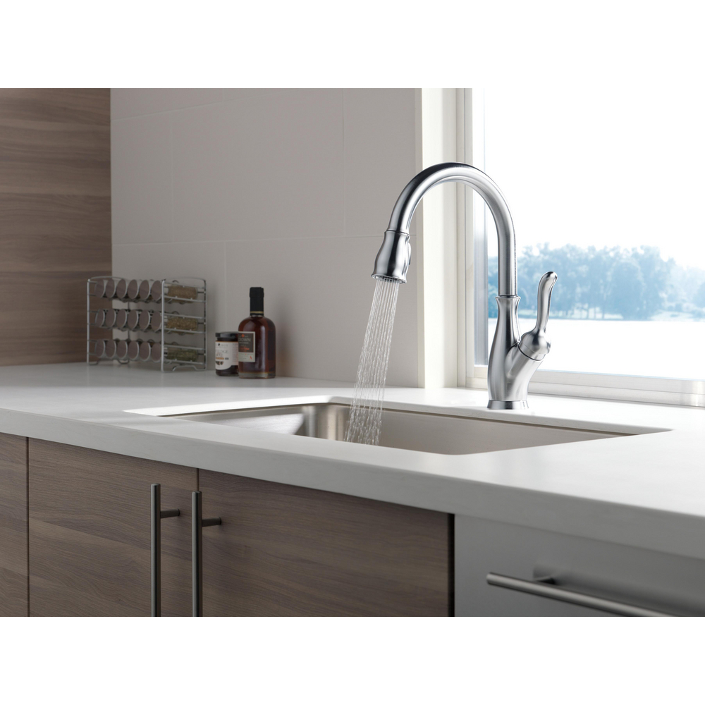 9178-AR-DST_SPRAY_WATER_02_WEB.jpg