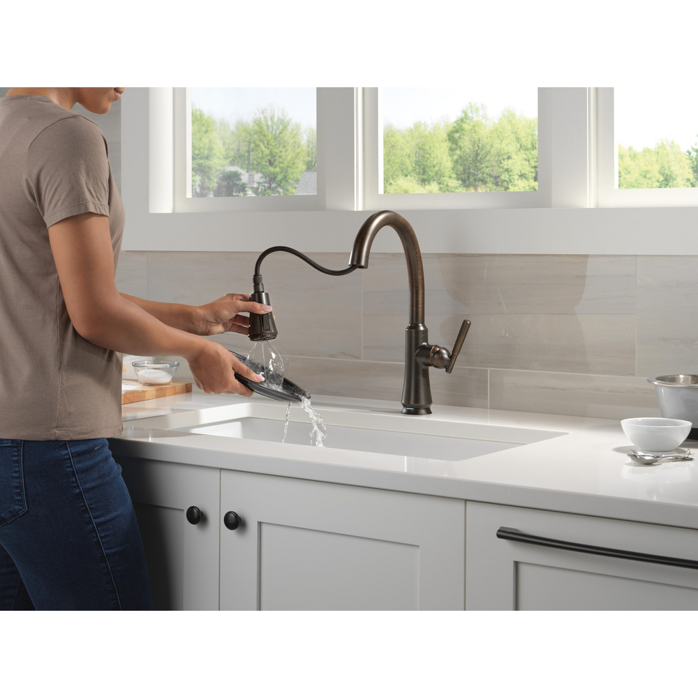 Touch2O Kitchen Faucet with Touchless Technology 9179TL-RB-DST | Delta ...