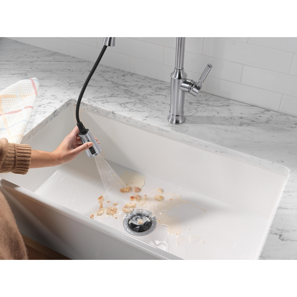 9184-AR-PR-DST_MODEL_WATER_03_WEB.jpg
