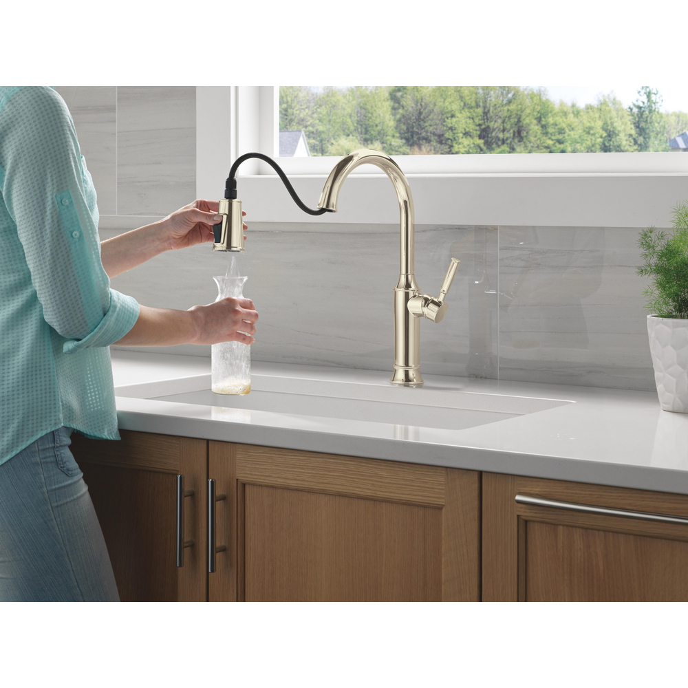 9184-PN-PR-DST_MODEL_WATER_02_WEB.jpg