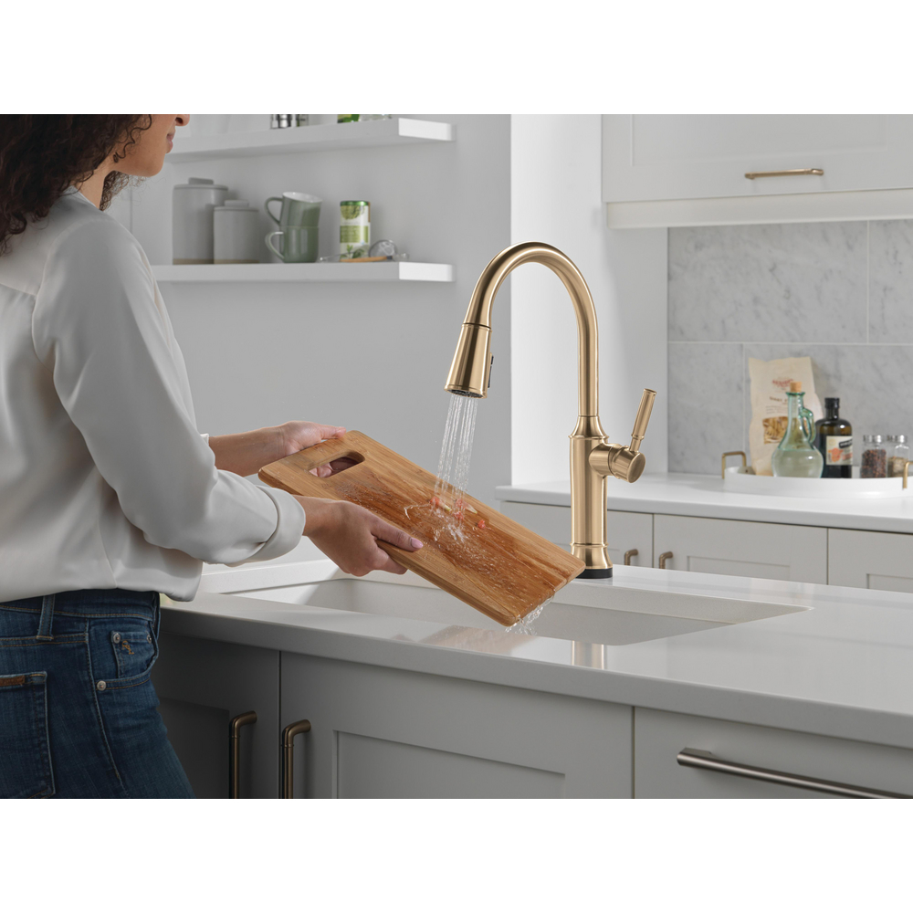 Touch2O Kitchen Faucet with Touchless Technology 9184TL-CZ-PR-DST