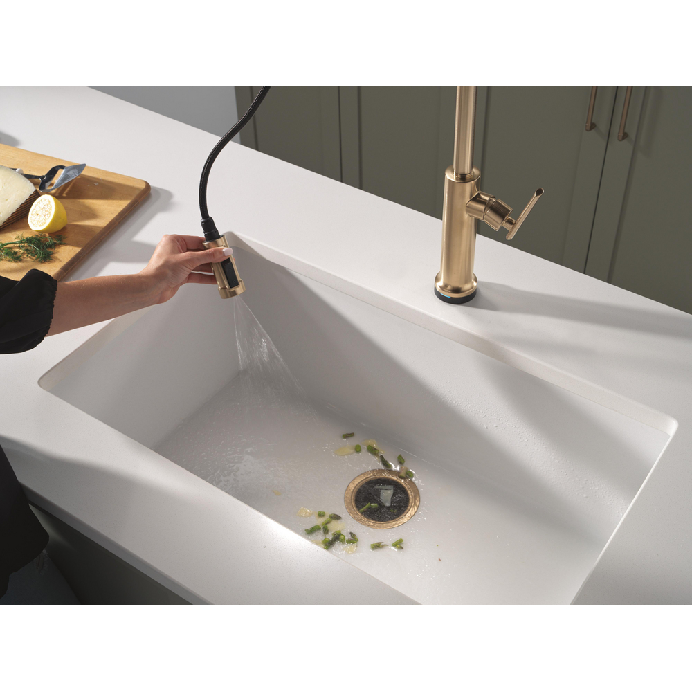 Altado Pulldown Kitchen Touchless 9186TL-CZ-DST | Delta Faucet