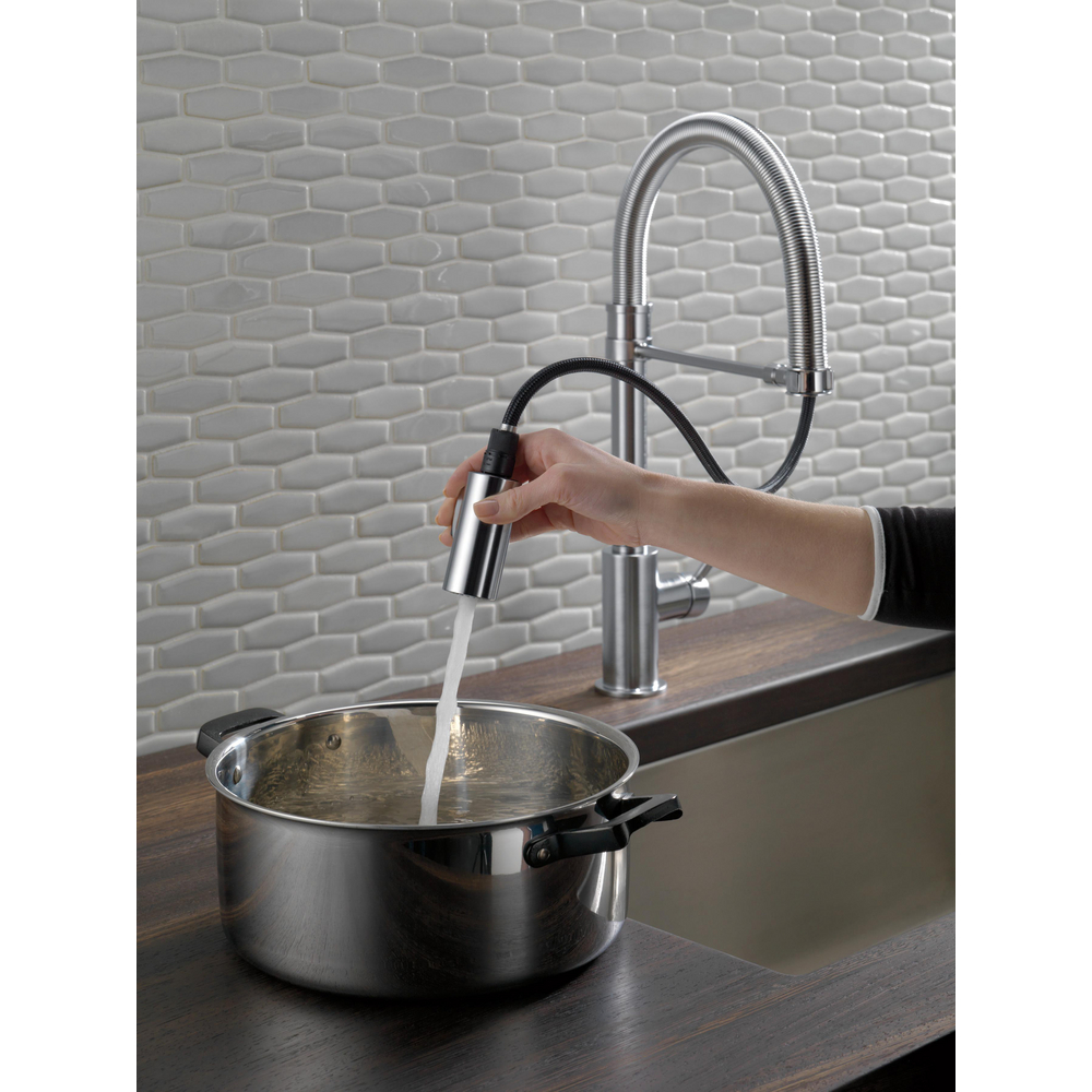 Single Handle Pull-down Kitchen Faucet With Spring Spout 9659-AR 