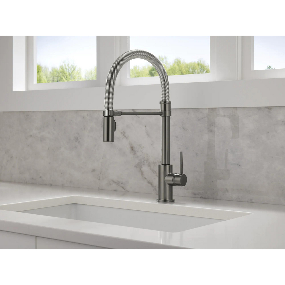 Single Handle Pull-down Kitchen Faucet With Spring Spout 9659-KS