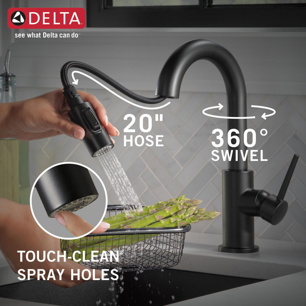 9959-BL-DST_PullDownHose-360Swivel-TouchClean_Kitchen_Infographic_WEB.jpg