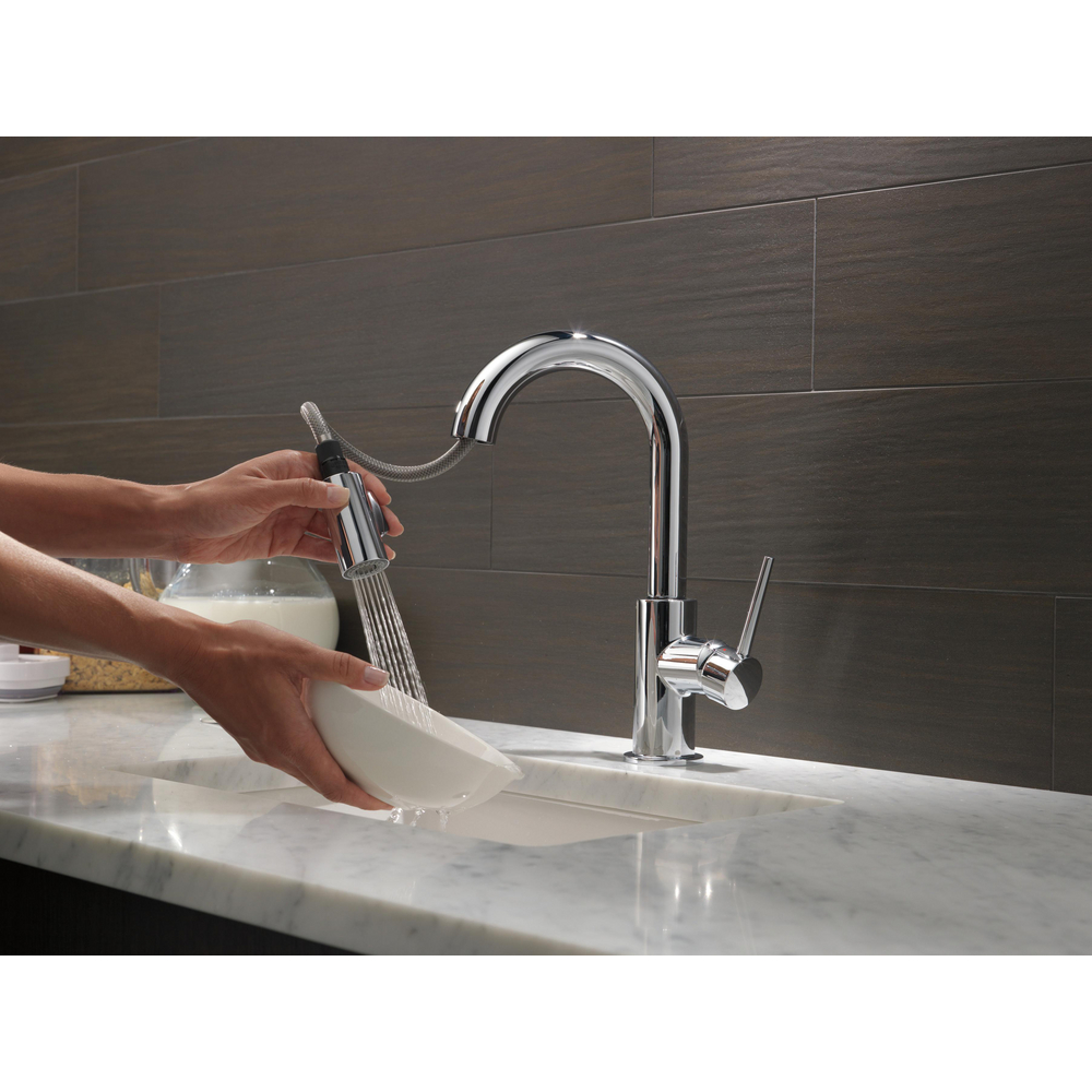 9959-DST_MID_MODEL_WATER_WEB.jpg