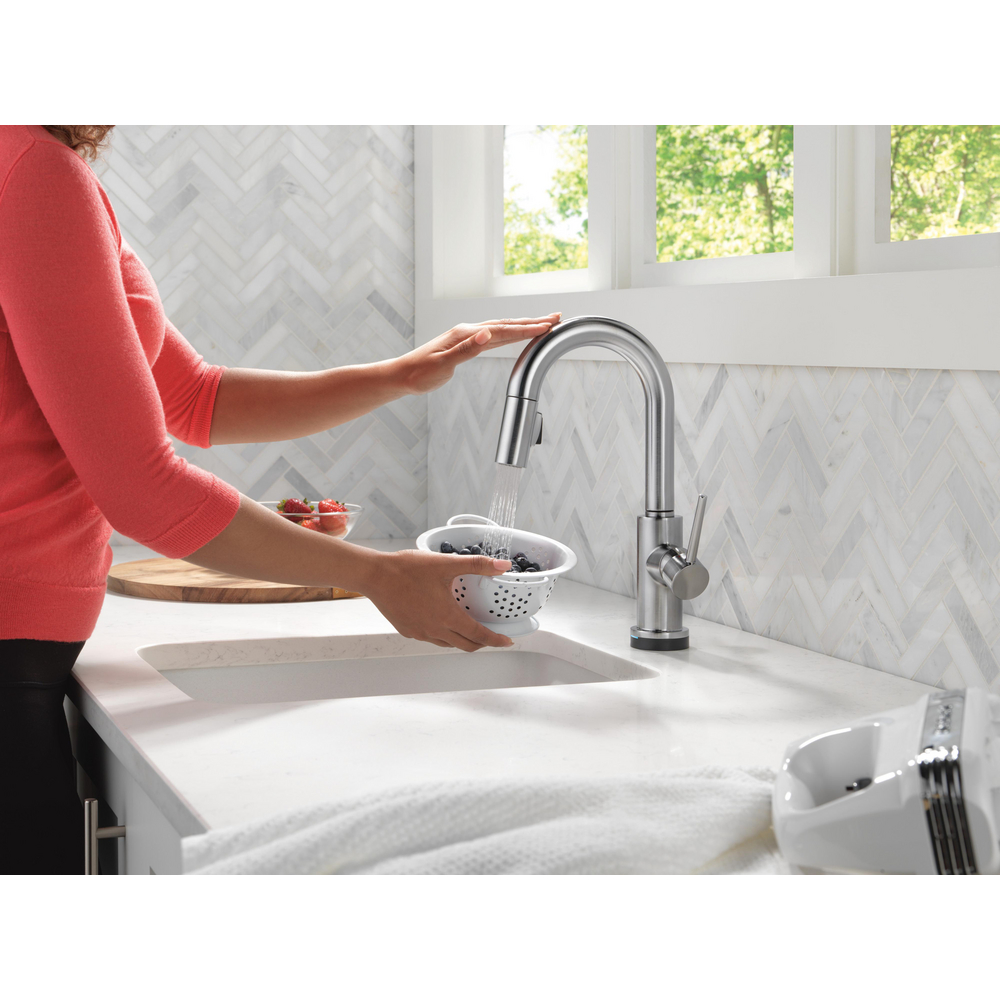9959TL-AR-DST_MODEL_WATER_02_WEB.jpg