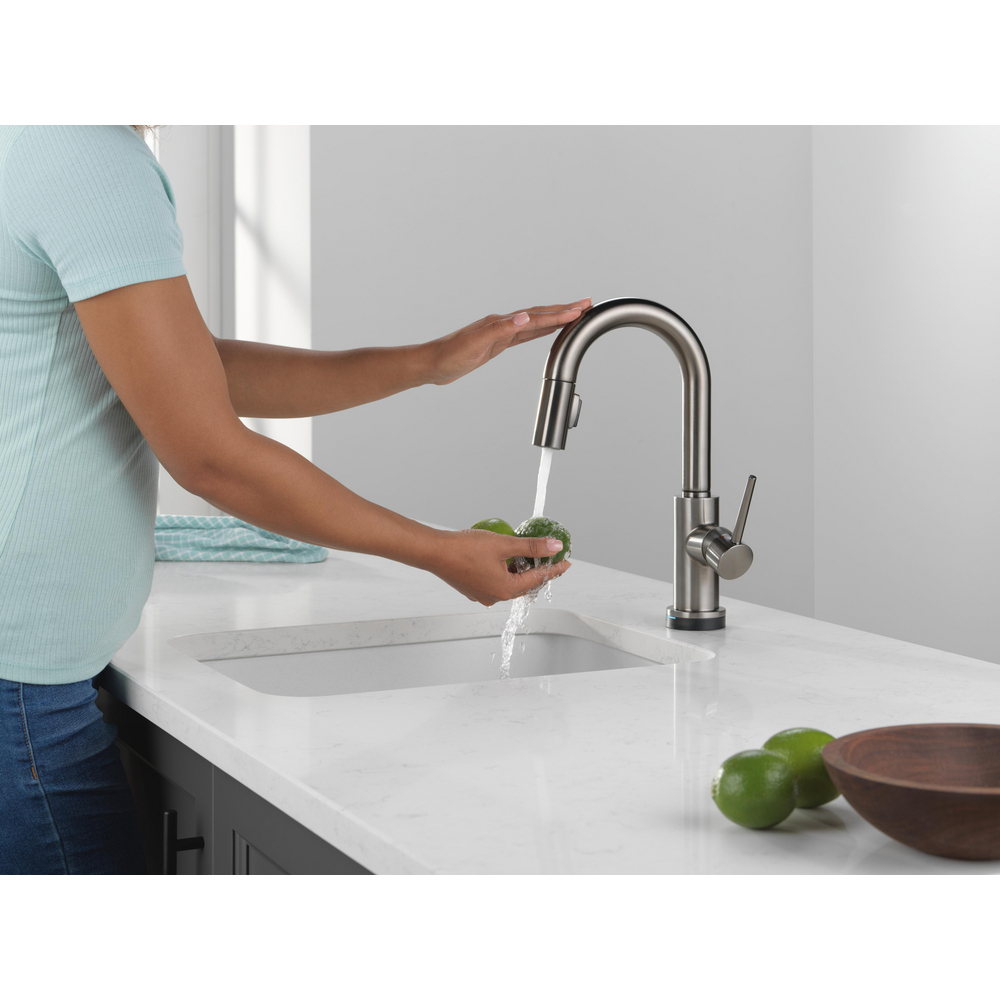 9959TL-KS-DST_MODEL_WATER_02_WEB.jpg