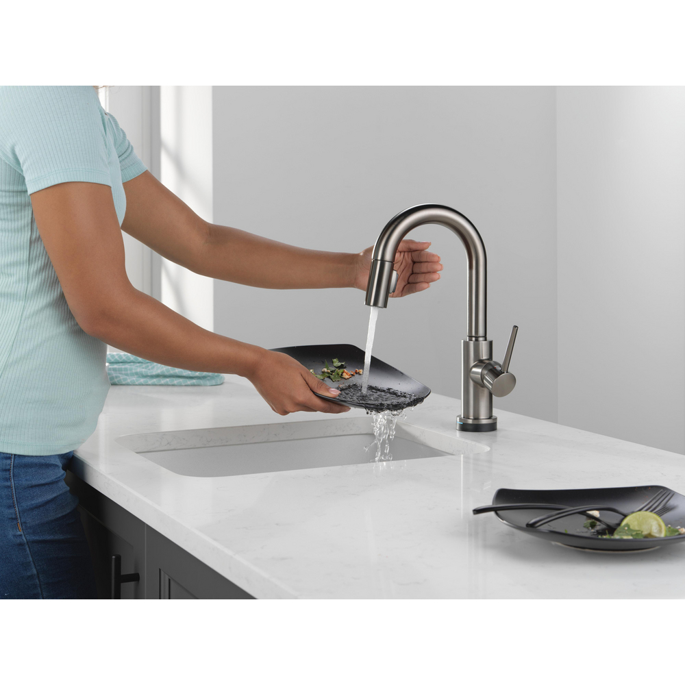 9959TL-KS-DST_MODEL_WATER_03_WEB.jpg