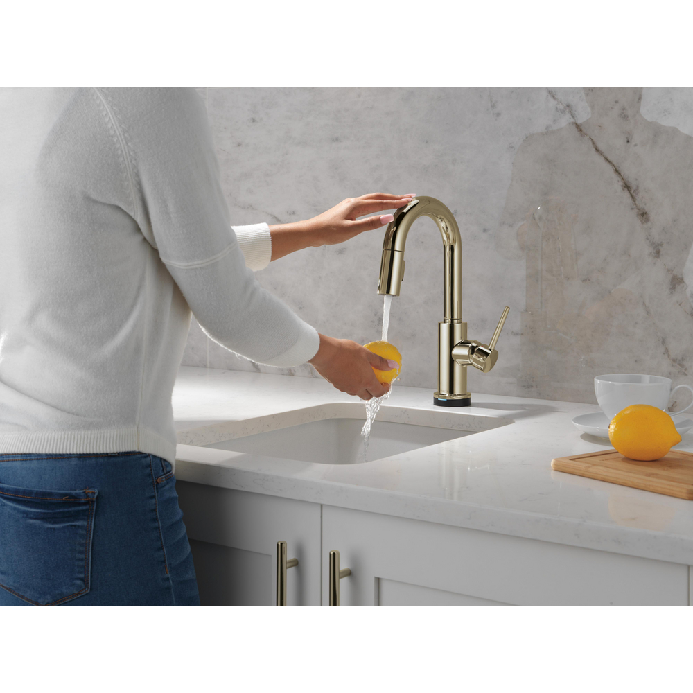9959TL-PN-DST_MODEL_WATER_02_WEB.jpg