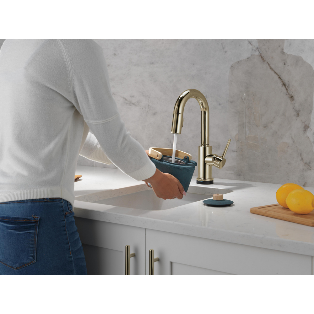 9959TL-PN-DST_MODEL_WATER_03_WEB.jpg