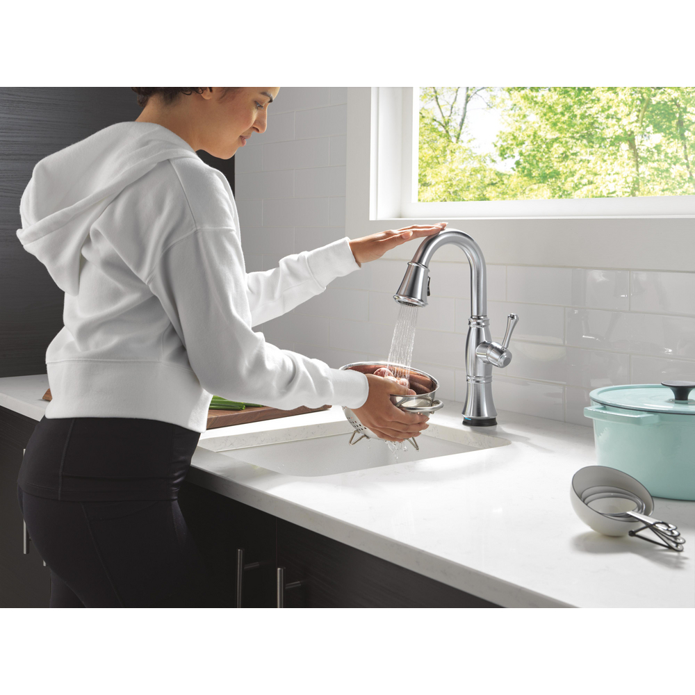 9997TL-AR-PR-DST_MODEL_WATER_02_WEB.jpg
