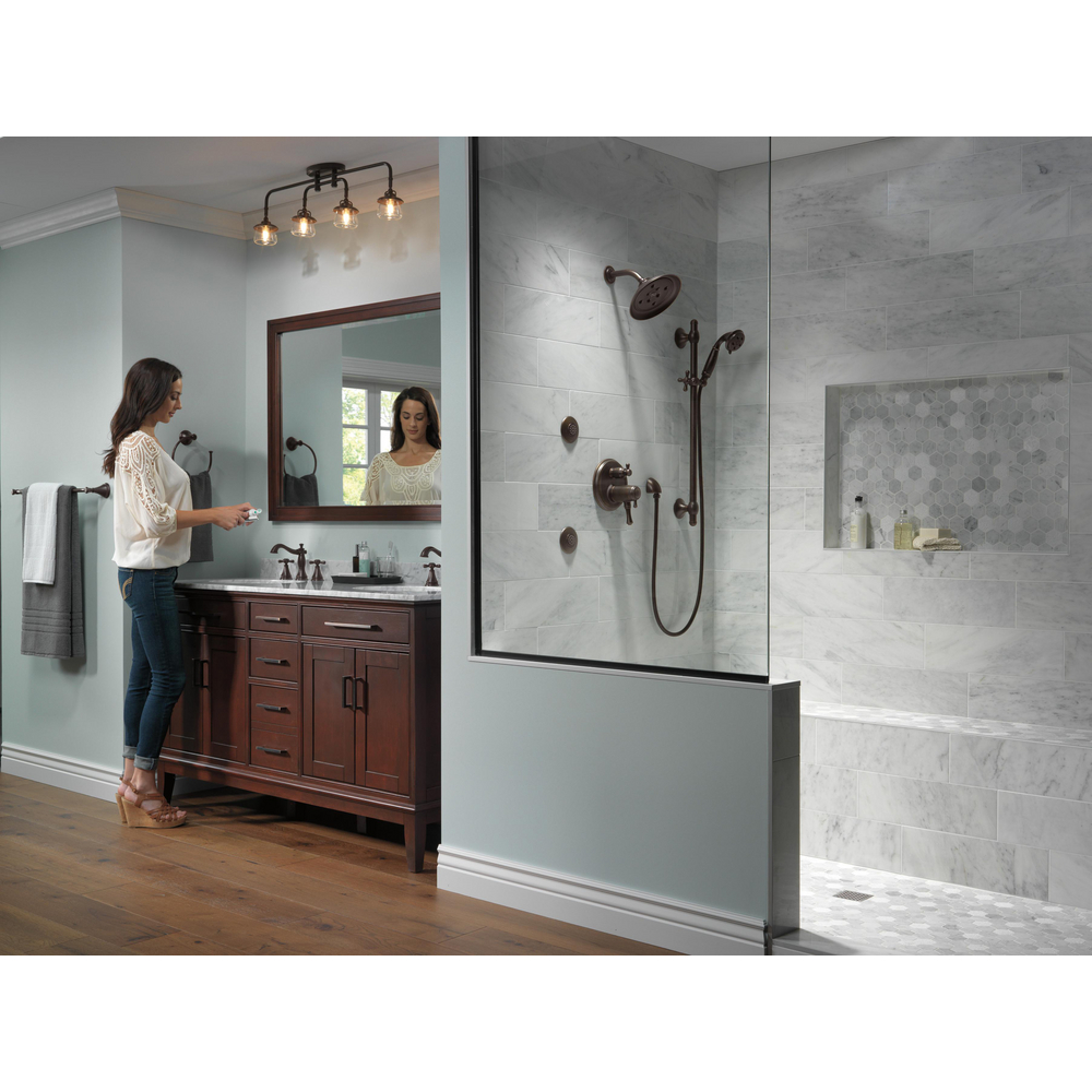 CASSIDY_INTEGRATED_DIVERTER_CUSTOM_SHOWER_3597LF-RBMPU-LHP_H295RB_79724-RB_79746-RB_RP70172RB_RP40593RB_RP72562RB_T27T897-RB_51308-RB_50560-RB_T50010-RB_SH5000-RB_MODEL_ROOM_01_WEB.jpg