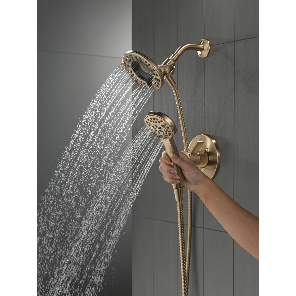 T142855-CZ-I_MODEL_WATER_05_WEB.jpg